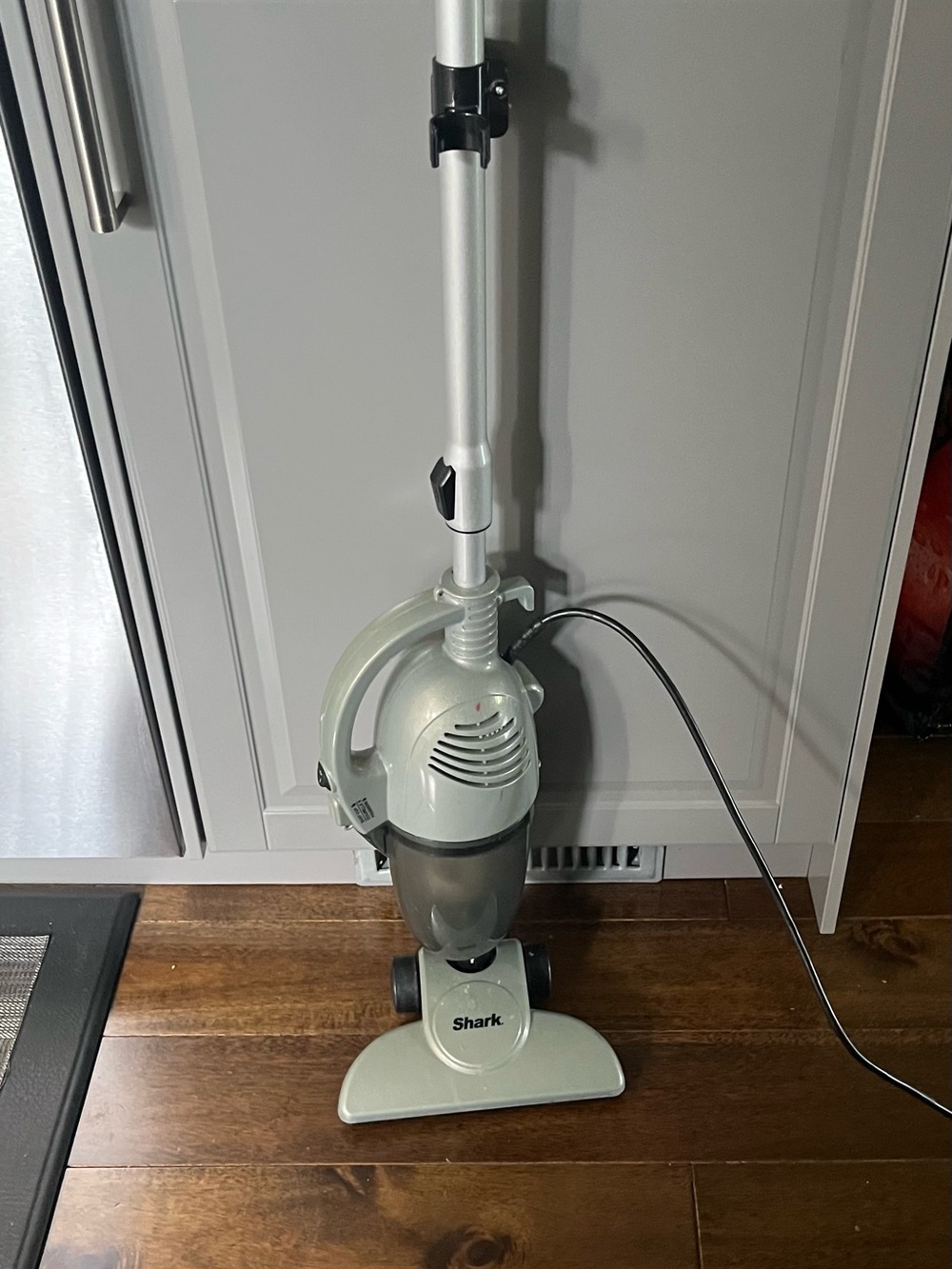 Shark Lightweight Upright Vacuum in Light Gray